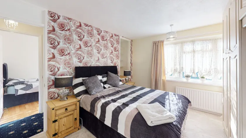 Orpington North Townhouse 3 Bed 1 Bath near high street - Image 1