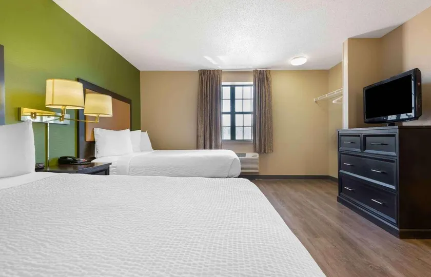 Studio 6 Corporate Extended Stay Buffalo Amherst NY - Image 1