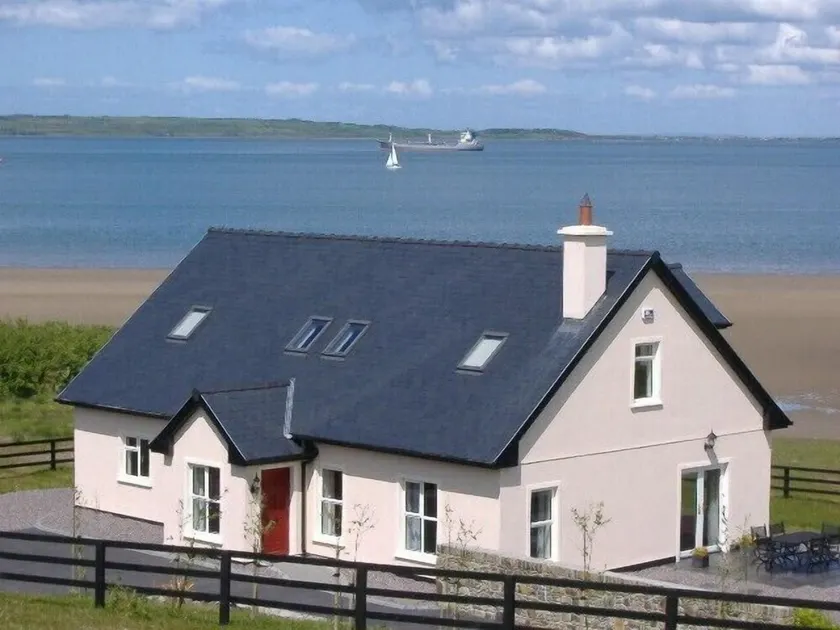 Stunning Beachfront Cottage  Ballybunion - Image 1