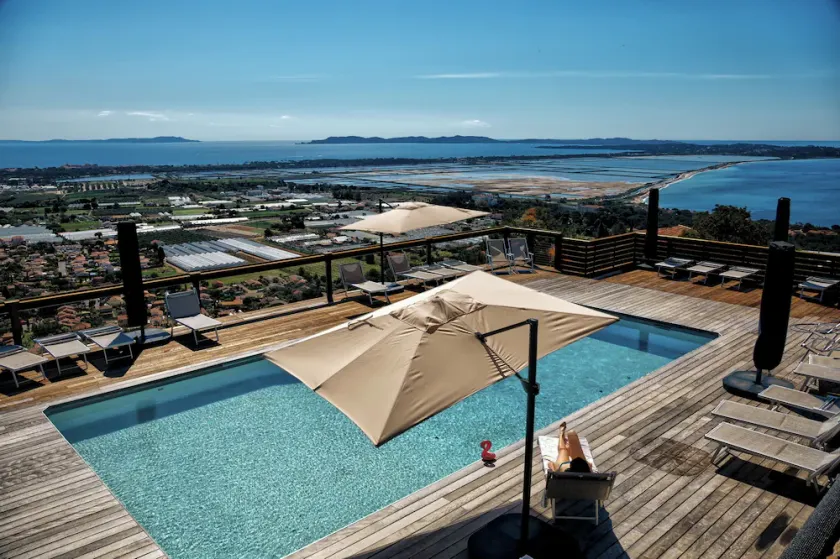 Propriété les cistes, vue mer magnifique (180°), très grande piscine privative. - Image 1