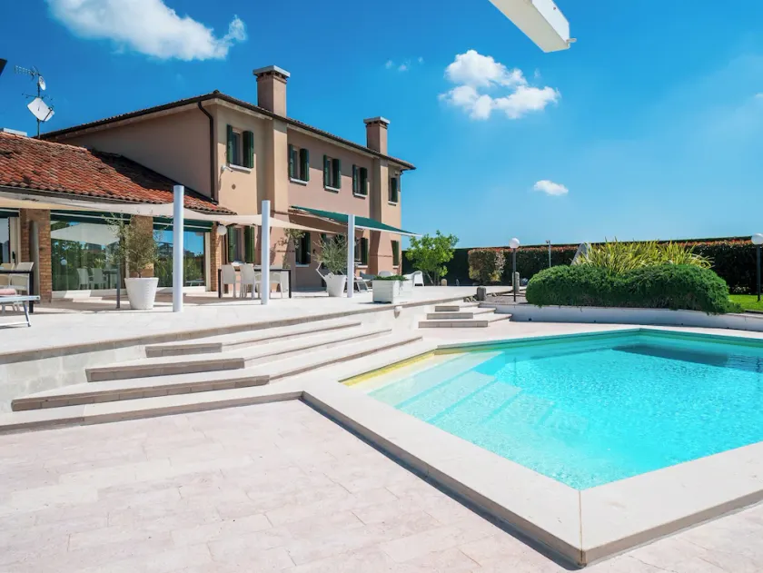 VIOLET Luxus-Apt. in Villa, Terrasse, Pool, Whirlpool, WLAN, Klima, Sauna - Image 1