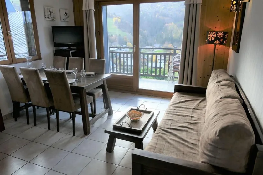 1st floor, view mountain, swimming pool, balcony, parking, tv, ski locker, 42m², Saint Gervais - Image 1