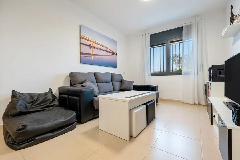 Appartement 'Viudelta' avec vue sur la montagne, piscine privée, climatisation et Wi-Fi - Image 1