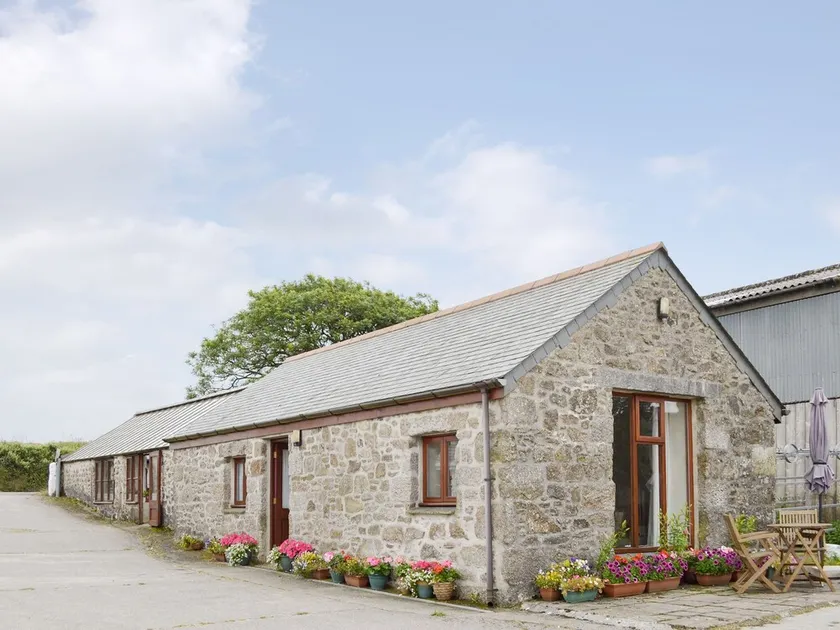 1 bedroom accommodation in Four Lanes, near Camborne - Image 1