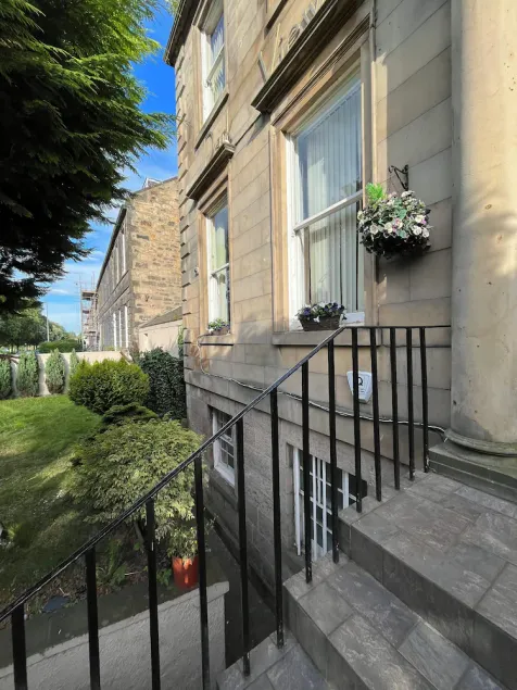 Park View Rooms - Image 1