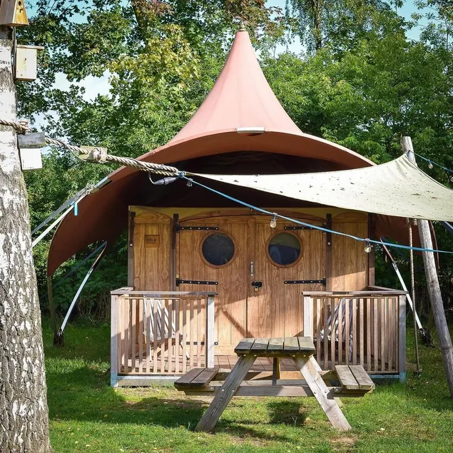 You can dream away in this unique suite! - Image 1