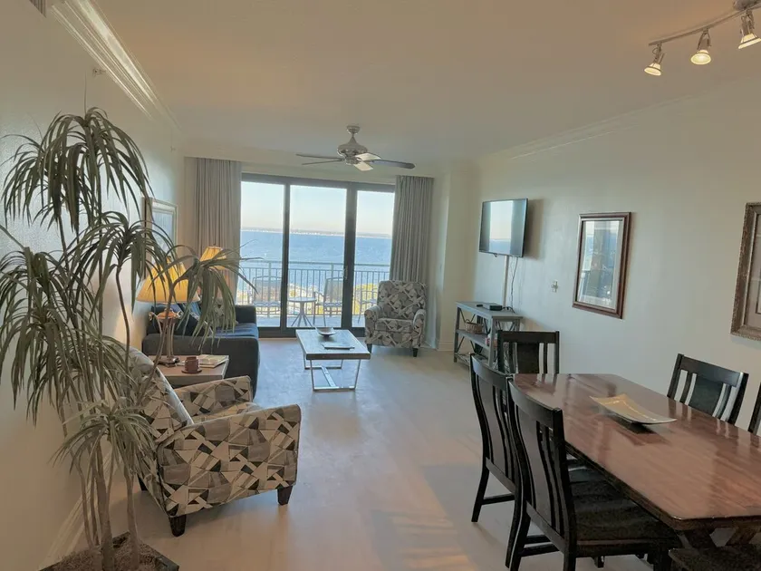 2 Master King Suites 3Bd/3ba Amazing Views of Gulf, Harbor, Crab Island  - Image 1