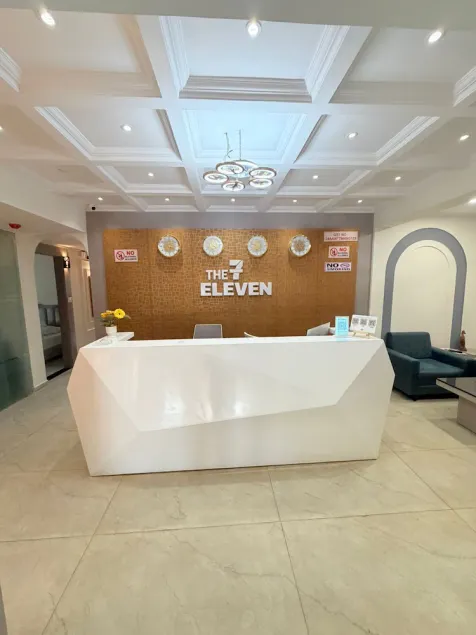 THE 7 ELEVEN HOTEL - Image 1
