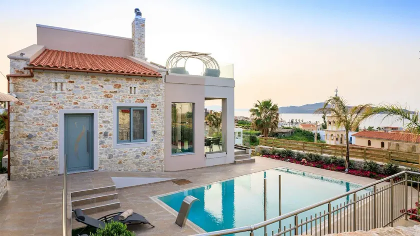 New Lux Villa ★ 200m to beach / restaurant ★ Prv Heated Pool ★ Playground ★ Lift ★ SeaView - Image 1