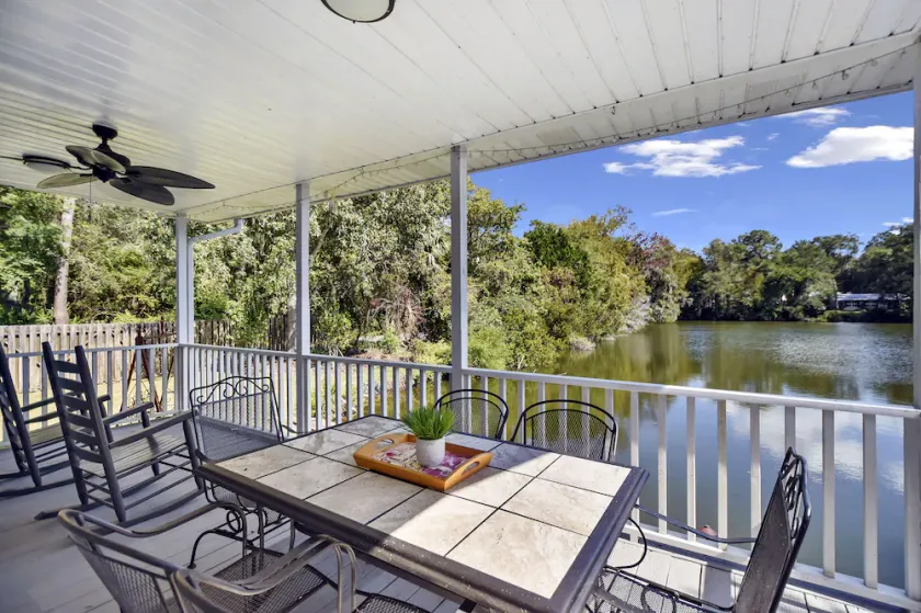 Serenity Lake Cottage - Image 1