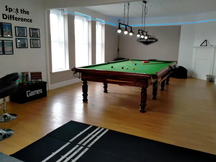 The Old Post Office -Games / Gym Room, Multiple Bedrooms Great for Families - Image 1