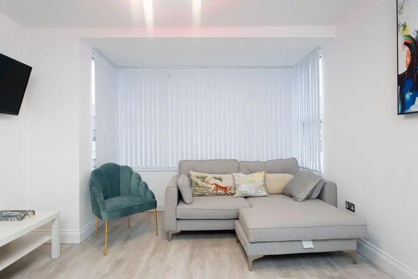 Luxurious 2 bedroom -In  Leeds near dance School - Image 1