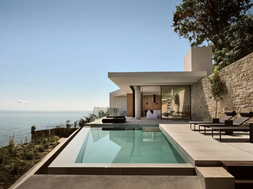 Opsis villas, A beachfront & architectural retreat - Image 1