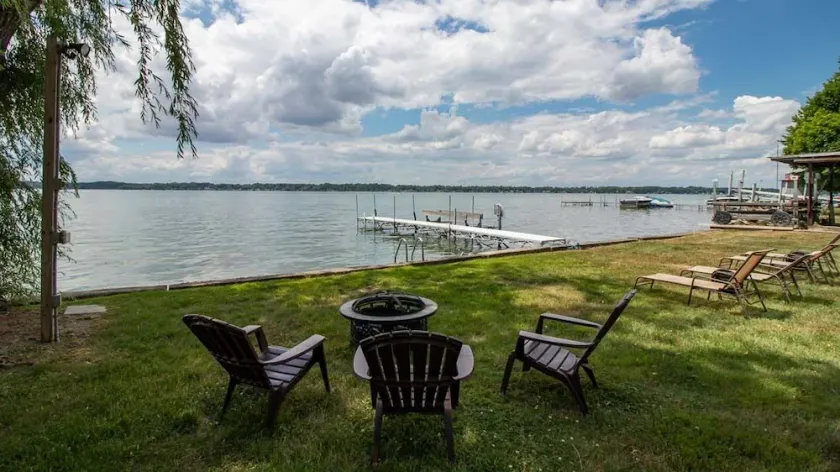 Lakeview Cottage: \"Beautiful Sunset Views!\" - Image 1