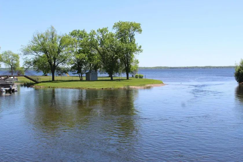 Big Yellow Lake Condo med Dock, Lake Front - Image 1