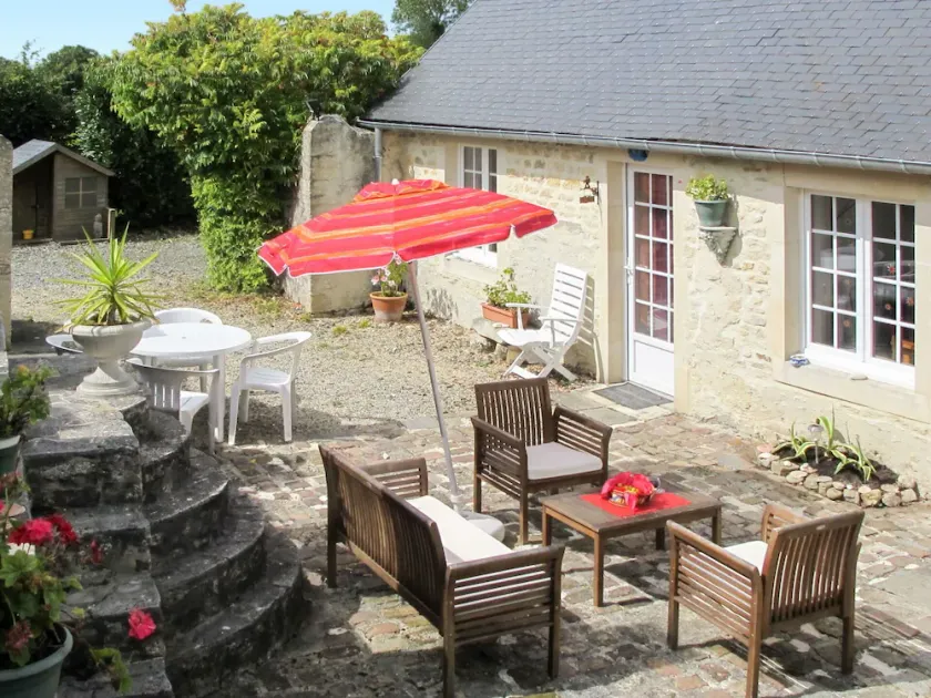 Fantastisk privat feriebolig for 4 personer med WIFI, TV og terrasse - Image 1