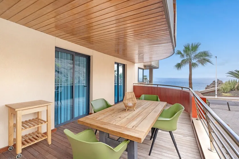 Appartement de vacances 'Balcón De Los Gigantes' avec vue sur la mer, Wi-Fi et climatisation - Image 1