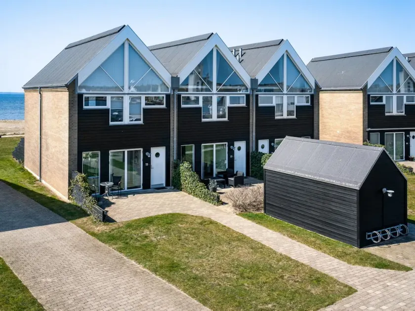 \"Ninne\" - 50m from the sea by Interhome - Image 1