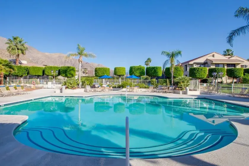 Downtown Palm Springs location - Image 1