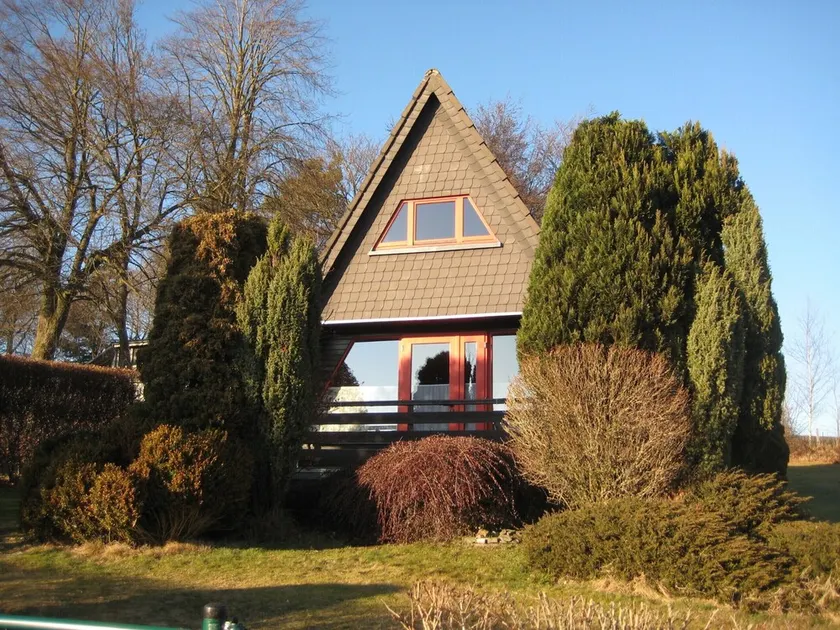 Wild house, cozy wooden house, 850 m² fenced for your dog. - Image 1