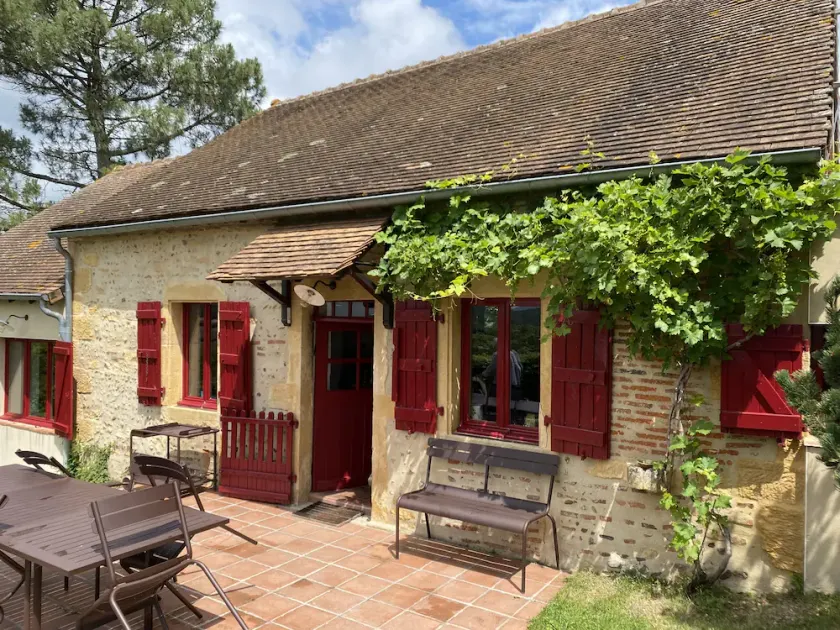 Charming house in the Charolais countryside - Image 1