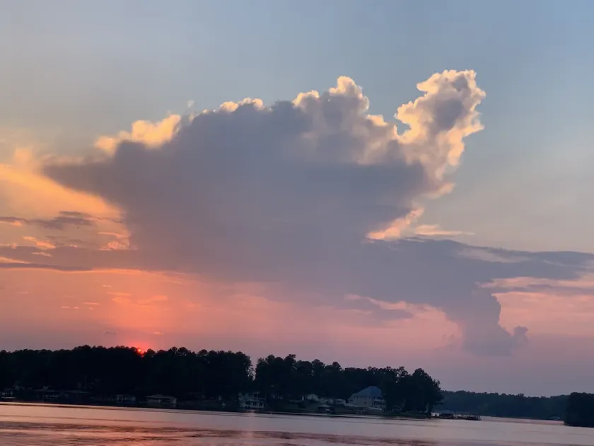 Lake Getaway at Lake Gaston - Image 1