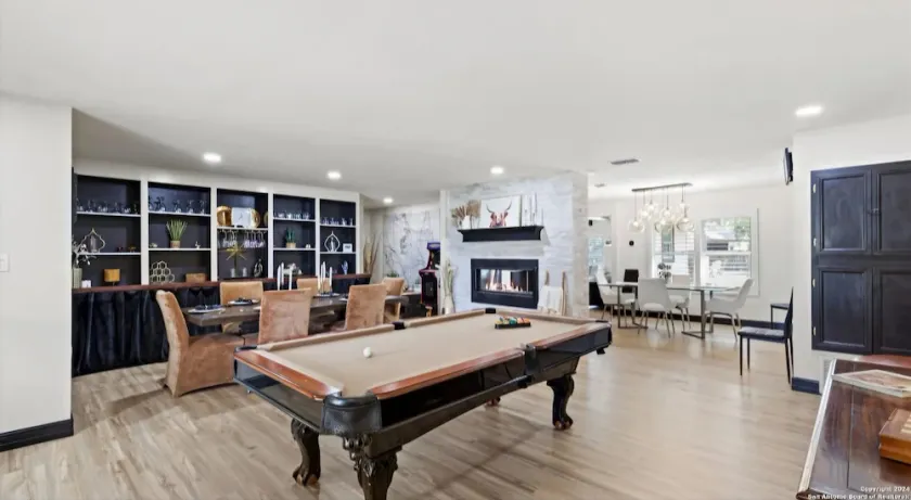 Stylish Family Friendly Lake McQueeney Home w/Pool, Game Room, Walk to Boat Ramp - Image 1