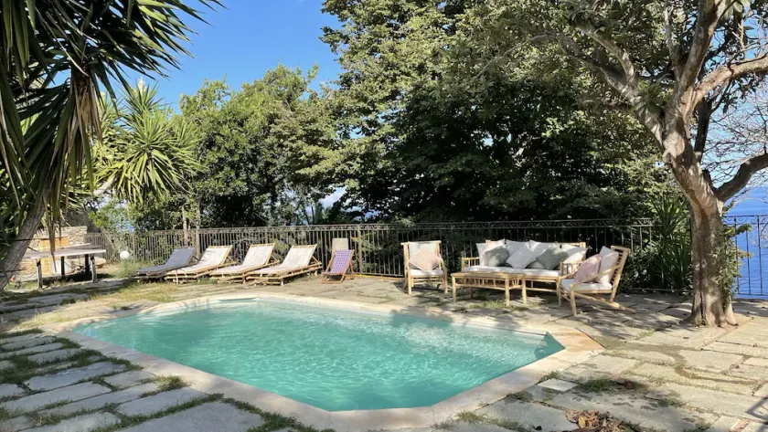 Casa Marmorraggia Magnificent villa with breathtaking sea view, 5 minutes' walk from the beach - Image 1