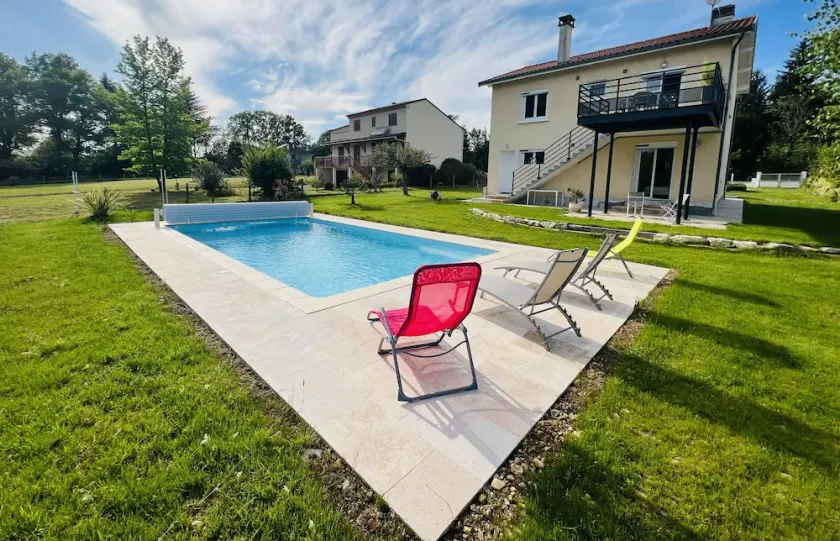 Les Mazades à 10 min de Périgueux avec piscine chauffée, meublé de tourisme classé 3 étoiles - Image 1