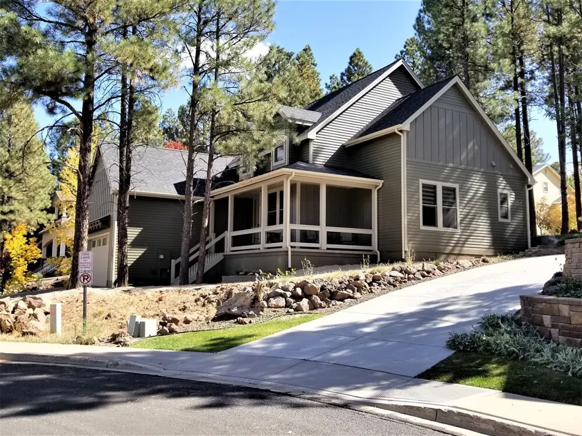 • 4 Ensuite Suites Flagstaff Luxury Sanctuary • AC • Firepit • Stargazing • NAU - Image 1