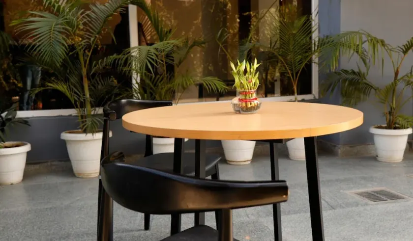 The Destiny Inn - Near Medanta Medicity - Image 1