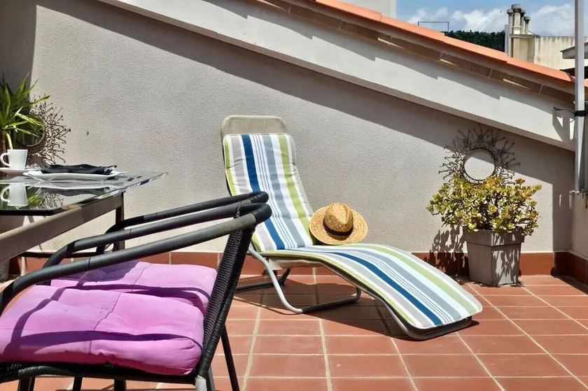 Penthouse 100m from Sea with Terrace, Near BCN - Image 1