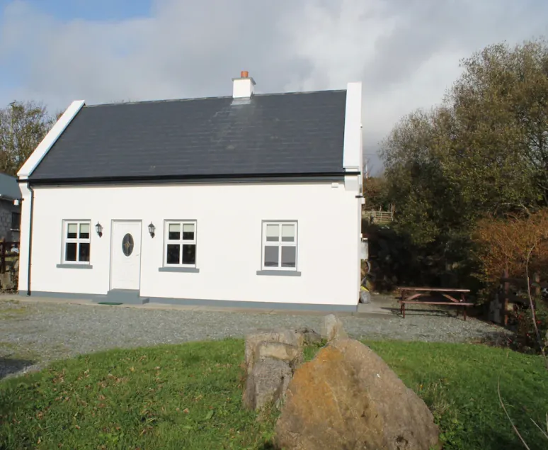Traditionel irsk hytte i hjertet af Connemara med WI-FI - Image 1