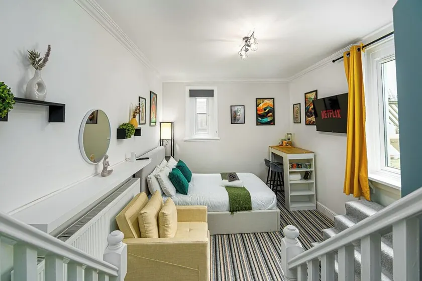 Highbury & Islington Hub - Image 1