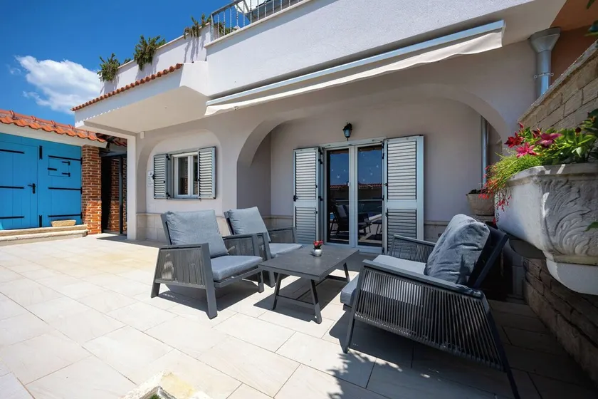 Villa Peaceful Valley With Heated Pool - Image 1