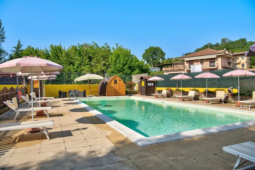 Beautiful \"Iris Apartment,\" in Piedmont, with shared pool, garden and sauna - Image 1