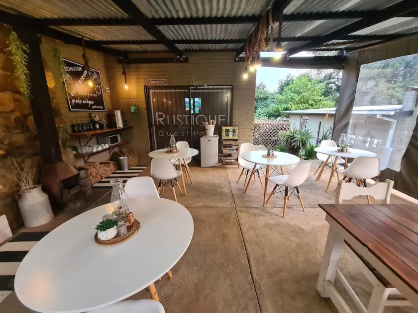Rustique Self-catering - Image 1