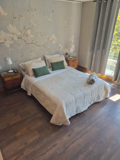 Cozy apartment in La Concepción building, Santiago,  Chile - Image 1