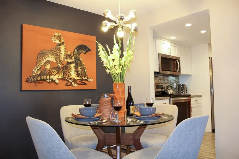 Modern & Chic One Bedroom Condo, centrally located - Image 1