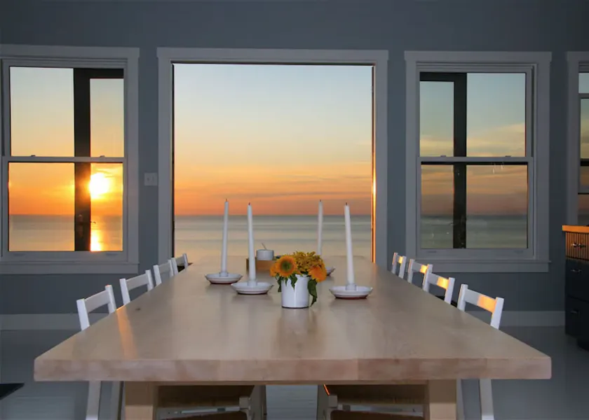 Perfect Summer House With 360 Degree Views - Image 1