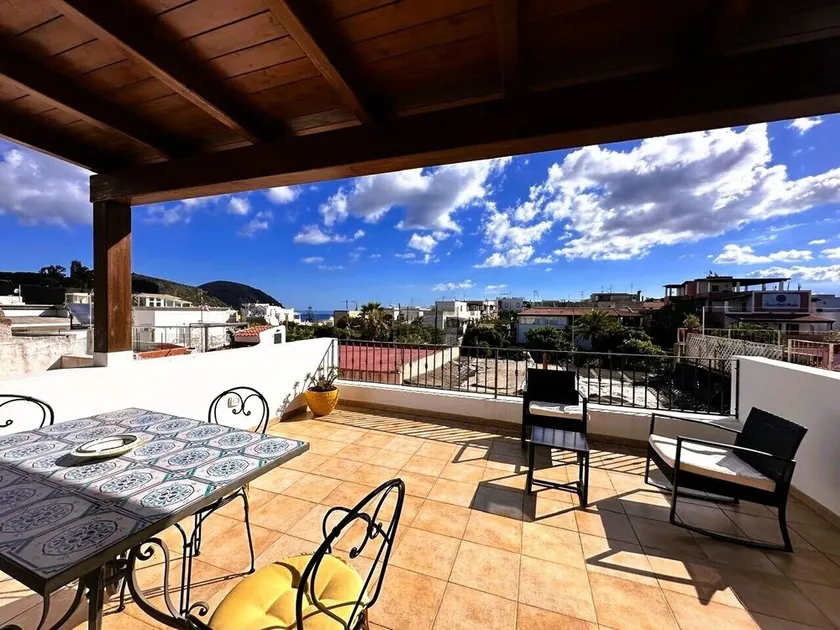 Malvasia 70: Charming, self-catering accommodation in Lipari! - Image 1