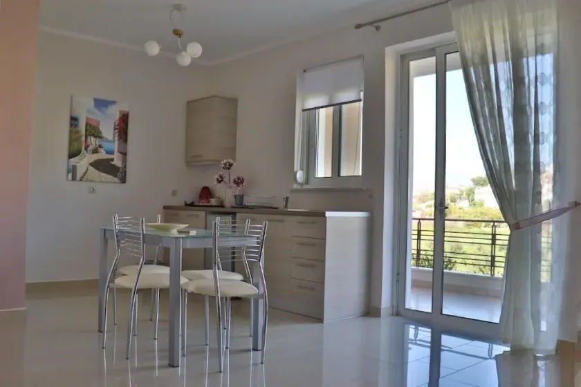 ARIA Luxury Apartments - Image 1