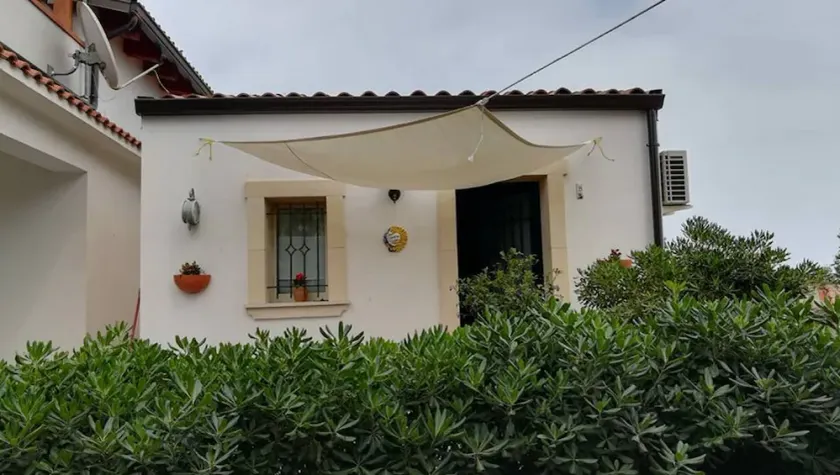 two-room apartment with a veranda - Image 1