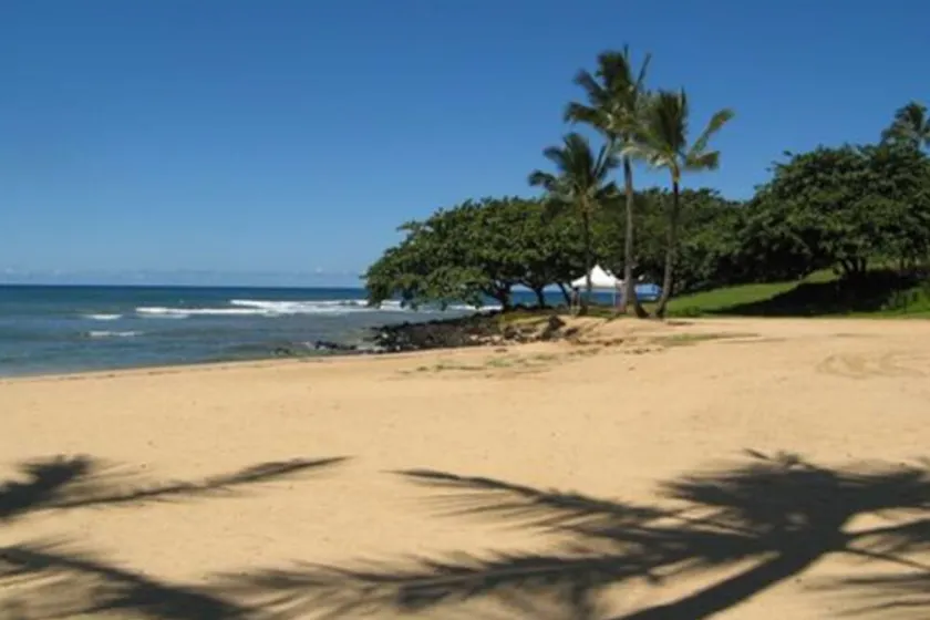Paradise with Bali Hai views from a tropical North Shore getaway - Image 1
