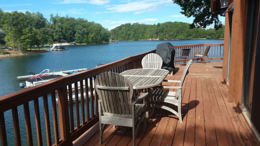 Chalet am See Keowee mit herrlichem 180 ° Seeblick, 15 Minuten von Clemson entfernt! - Image 1