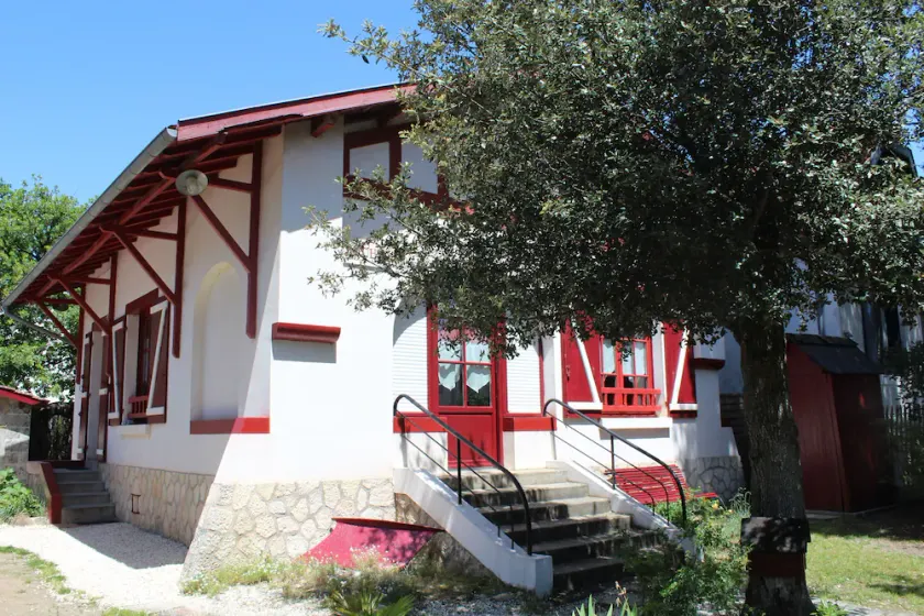 Character villa 100 m from the beach -- Fouras - Image 1