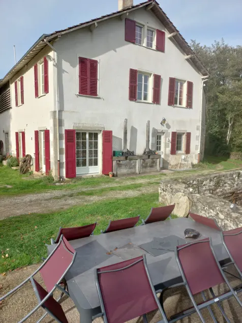 Gites moulin de Richebourg in a character property - Image 1