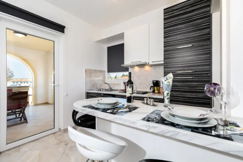 Appartement d'une chambre avec la terrasse Punat, Krk (A-20553-a) - Image 1