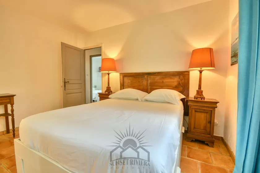 SERENITY Villa for 8 By Sunset - Image 1