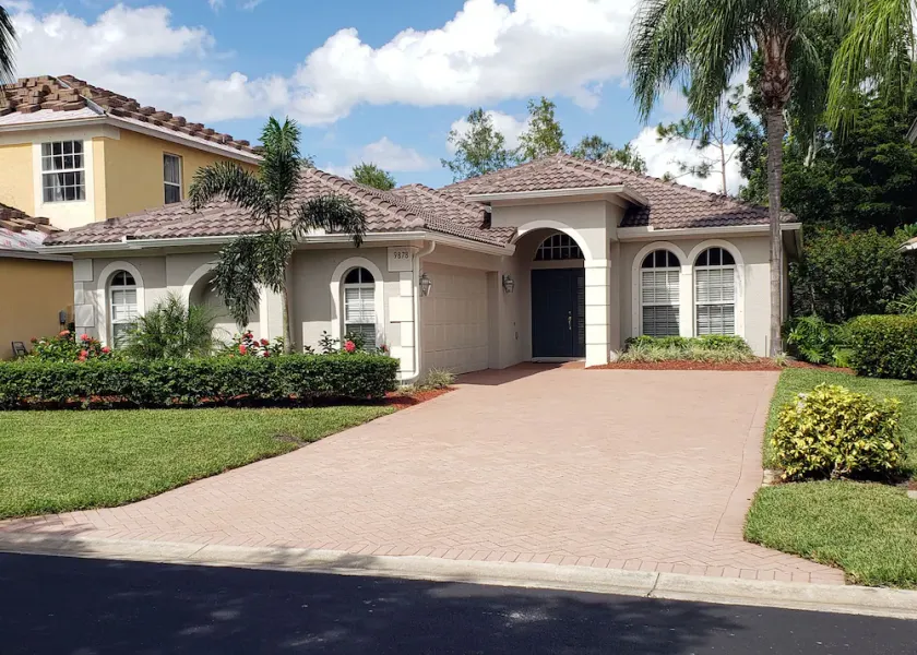 3 BR, 2 Bath W/ Community Pool & Exercise Rm Located In A Quiet Gated Community - Image 1